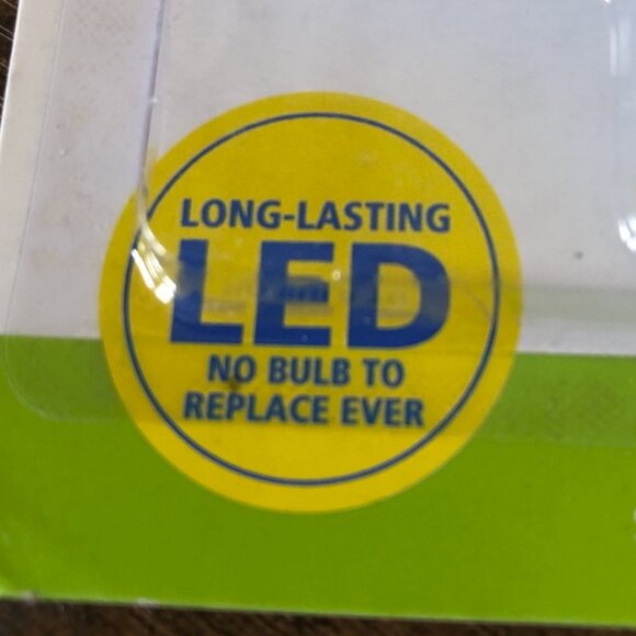 Mainstays Ms Butterfly LED Nightlight - Picture 2 of 5